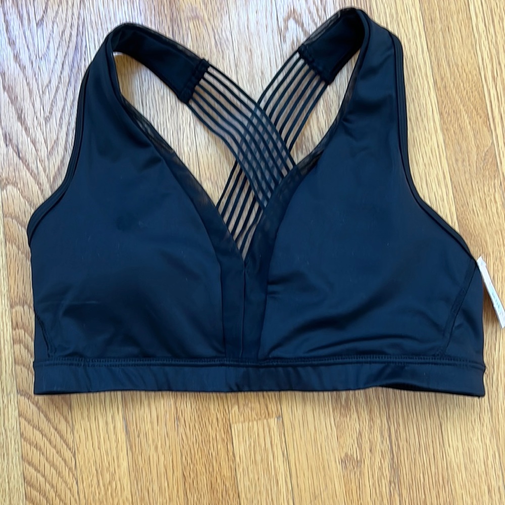 NWT Victoria’s Secret sports bra